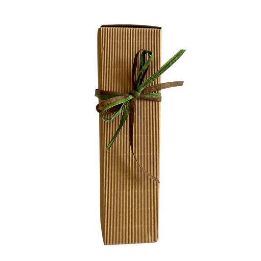 Single Bottle Gift Box, brown ribbed with raffia